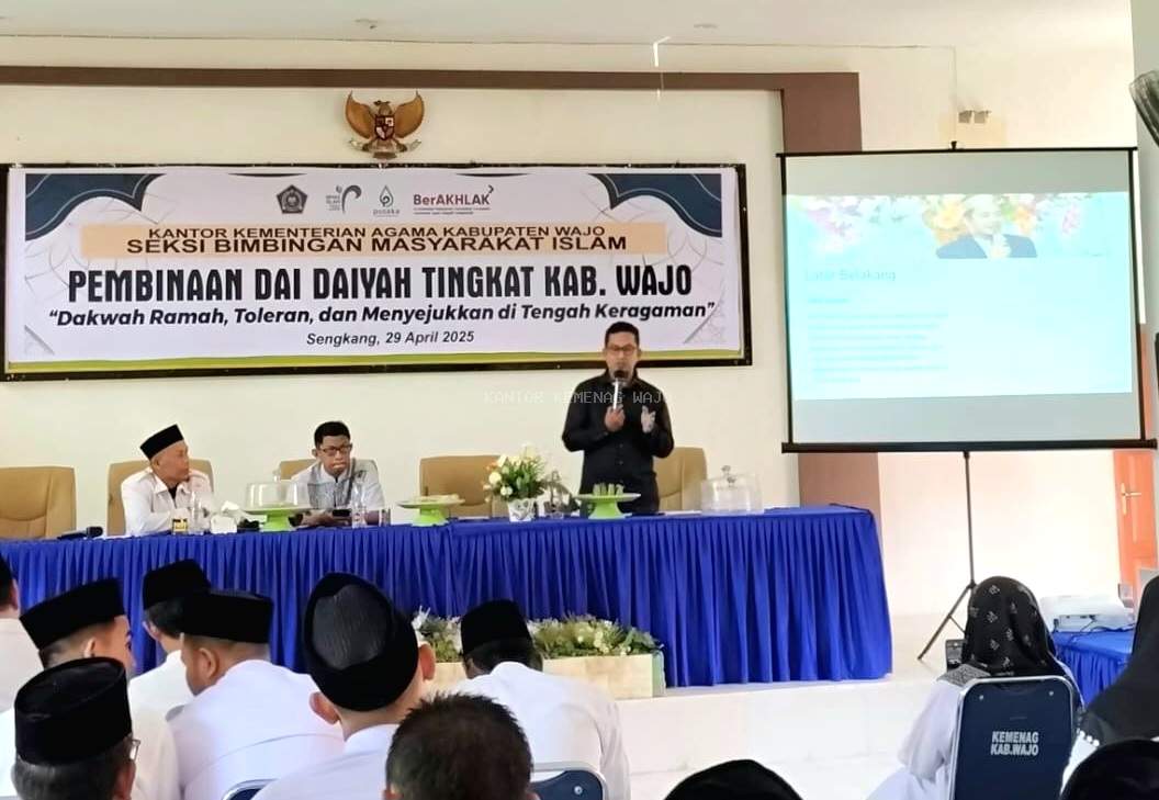Dedikasi dan Prestasi Hamdan Nanjar Membawa Nama Wajo ke Penyuluh Agama Islam Award 2025