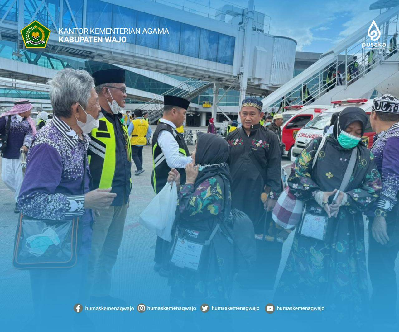 Tangis bahagia dan senyum syukur mewarnai kedatangan Jemaah Haji Kloter 31 asal Wajo di Bandara Sultan Hasanuddin