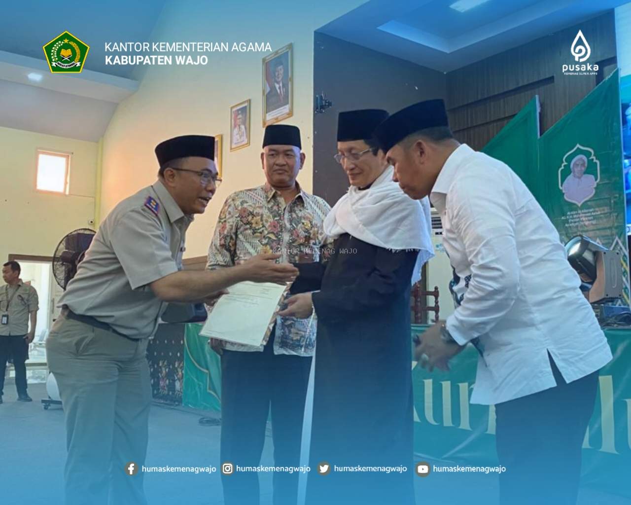 Kemenag Wajo Kini Miliki Sertifikat Resmi, Diserahkan Langsung oleh Menag