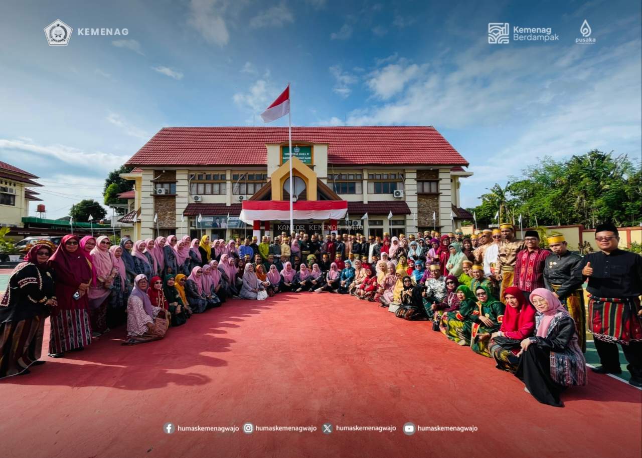 HGN 2025 Kemenag Wajo Tampil Beda dengan Sentuhan Adat Bugis