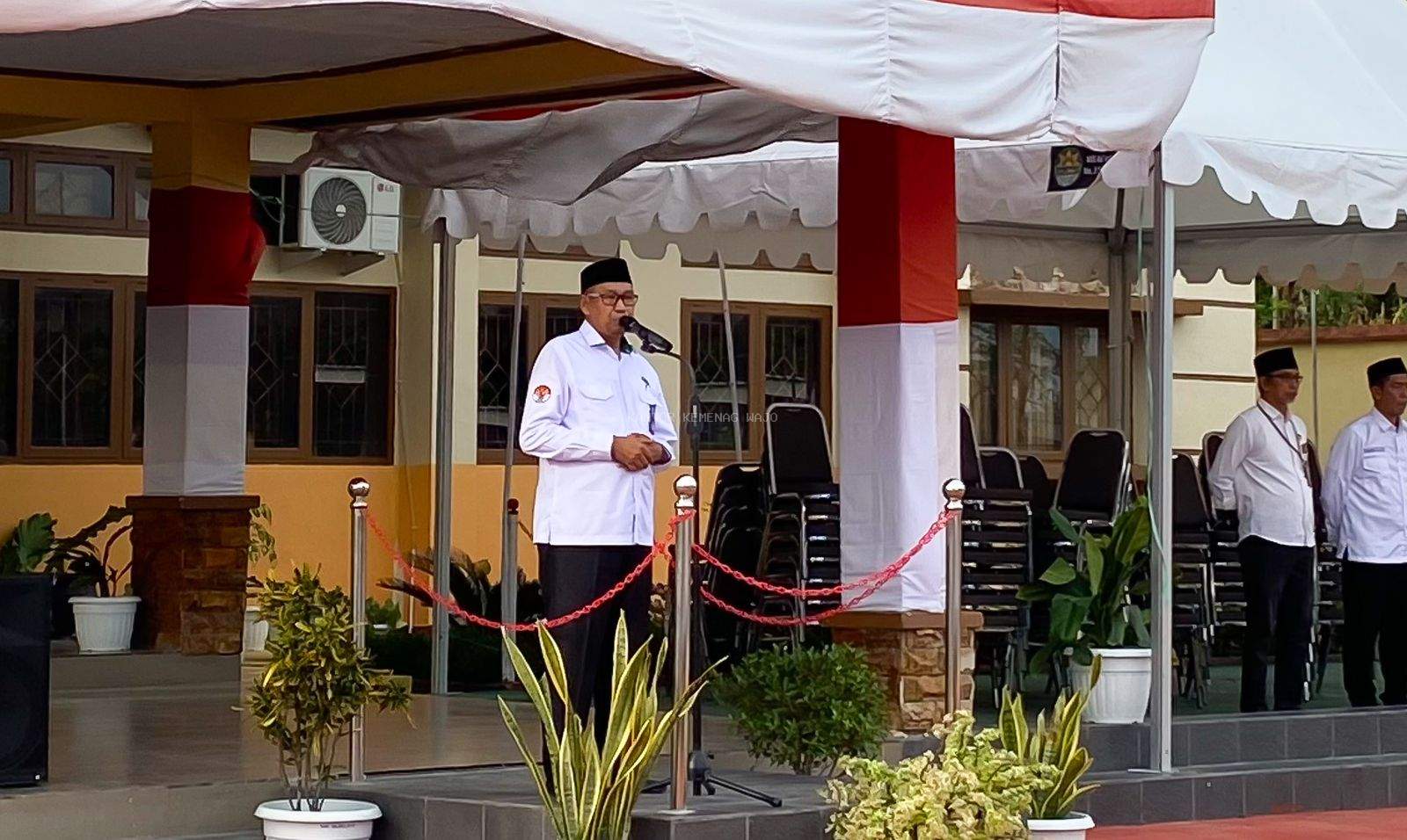 Awali Tahun dengan Semangat Baru, Kasubbag TU Kemenag Wajo Tekankan Peningkatan Kinerja