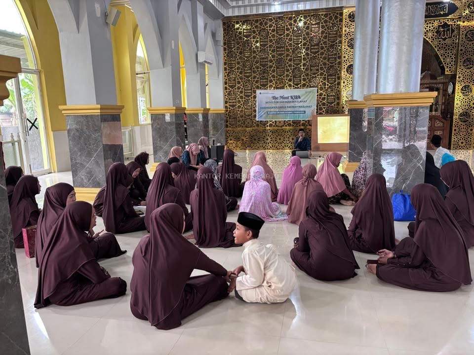 KUA Pammana Dorong Keluarga Jadi Pilar Ketahanan Sosial Masyarakat