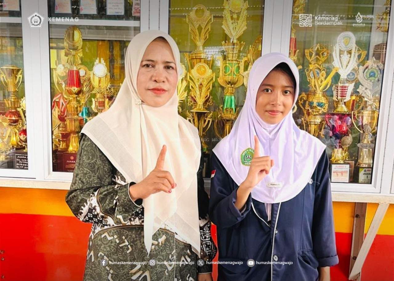 Siswi MTsN Wajo Raih Medali IPA Se-Sulsel, Bukti Nyata Lahirnya Generasi Juara